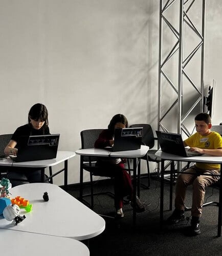 САМОСТІЙНІСТЬ